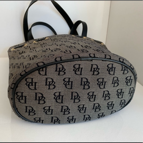Dooney & Bourke Shoulder Bag - Picture 9 of 14